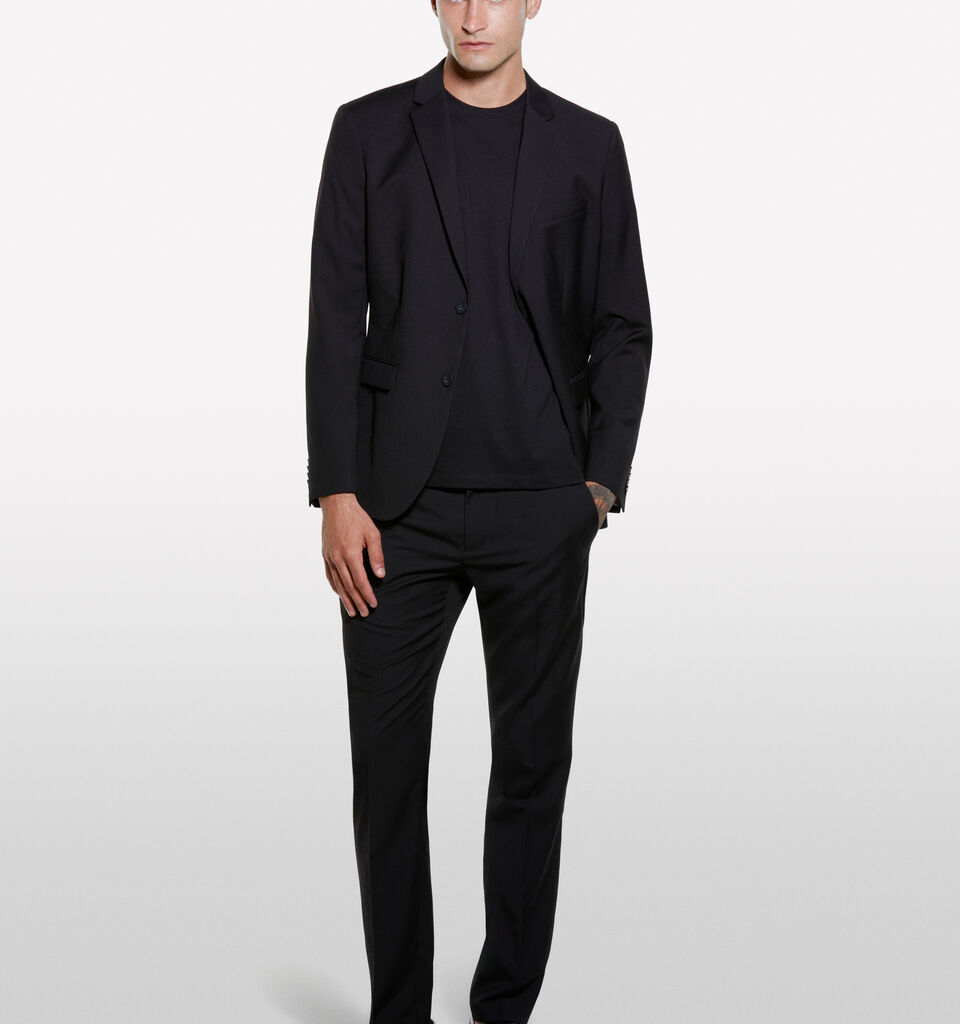 T-shirt noir à manches courtes coupe régulière - t-shirts à manches courtes pour homme - Noir | Sisley image number 1